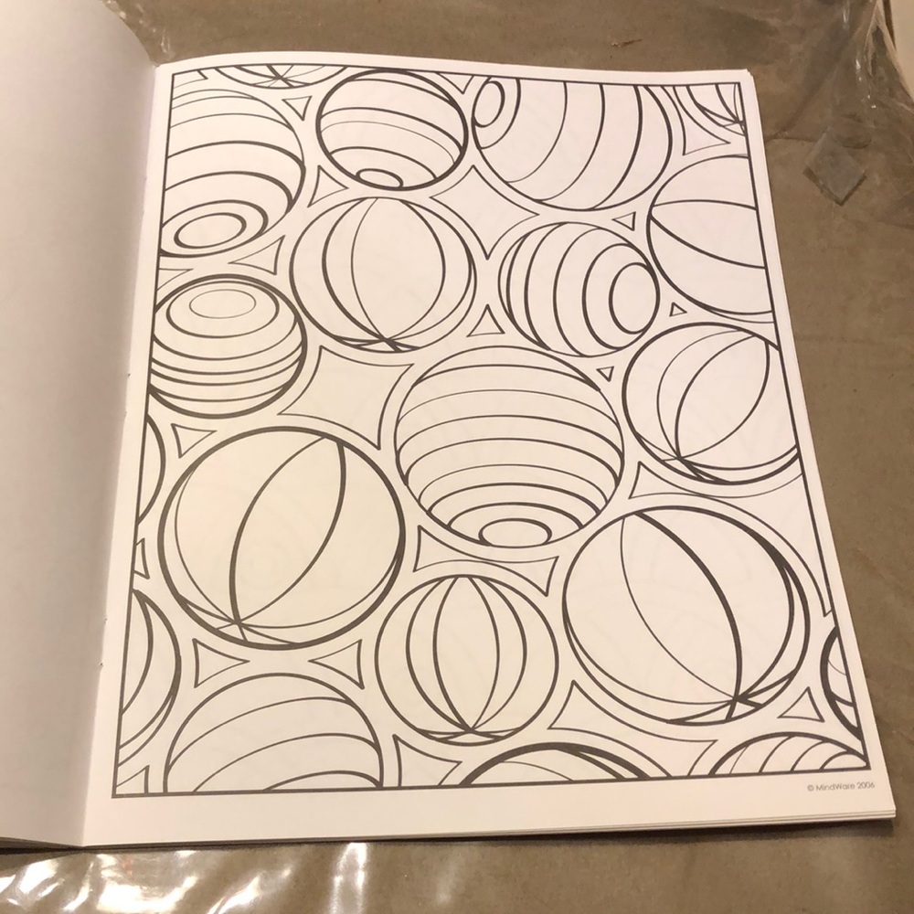 Circular Coloring Book - Picture 6 of 8